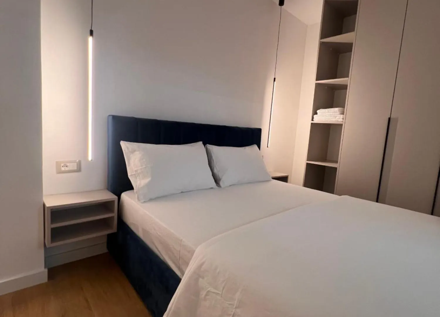 Mery Apartments City Center 地拉那 0*,