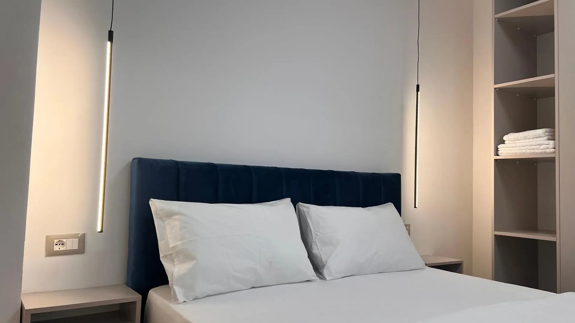 Mery Apartments City Center 地拉那